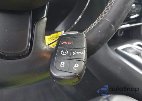 2016 Chrysler 300 300S z USA, uszkodzony, nr VIN 2C3CCABG4GH216819